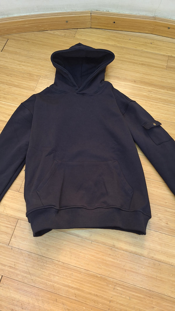 TECH HOODIE IN BLACK